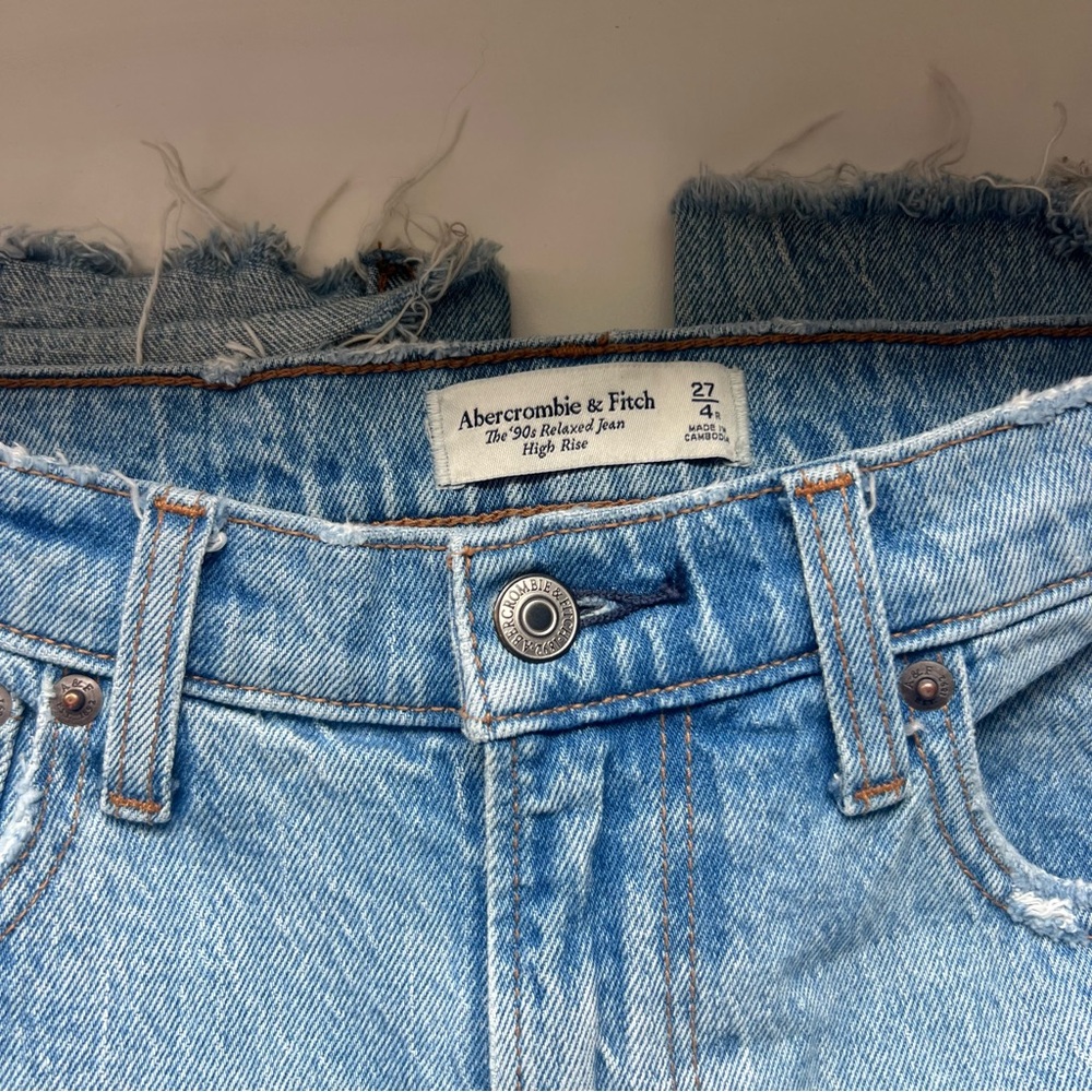 Abercrombie & Fitch Light Blue Women Jeans - Picture 8 of 9